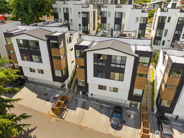 3418 A 23rd Avenue W, Seattle WA 98199