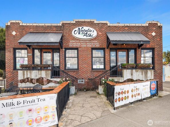 3051 48th Avenue SW, Seattle WA 98116