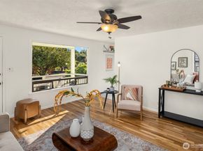 3051 48th Avenue SW, Seattle WA 98116