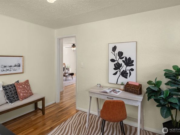 3051 48th Avenue SW, Seattle WA 98116