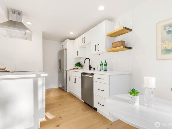 1724 Martin Luther King Jr Way, Seattle WA 98122