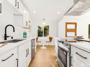 1724 Martin Luther King Jr Way, Seattle WA 98122