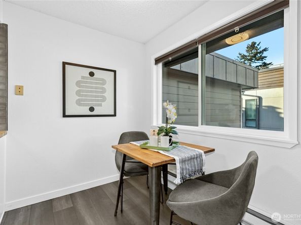 2034 14th Avenue W 304, Seattle WA 98119