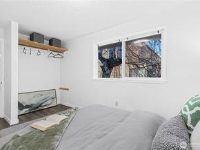 2034 14th Avenue W 304, Seattle WA 98119