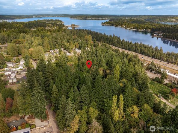1362 Carr Boulevard, Bremerton WA 98312