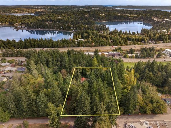 1362 Carr Boulevard, Bremerton WA 98312