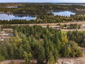 1362 Carr Boulevard, Bremerton WA 98312