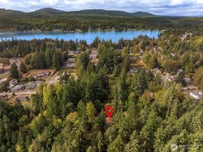 1362 Carr Boulevard, Bremerton WA 98312