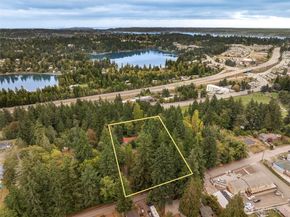 1362 Carr Boulevard, Bremerton WA 98312