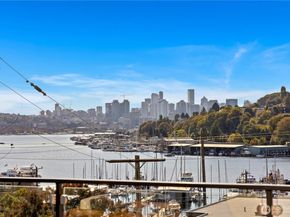 3421 Albion Place N, Seattle WA 98103