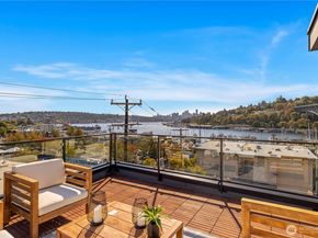 3421 Albion Place N, Seattle WA 98103