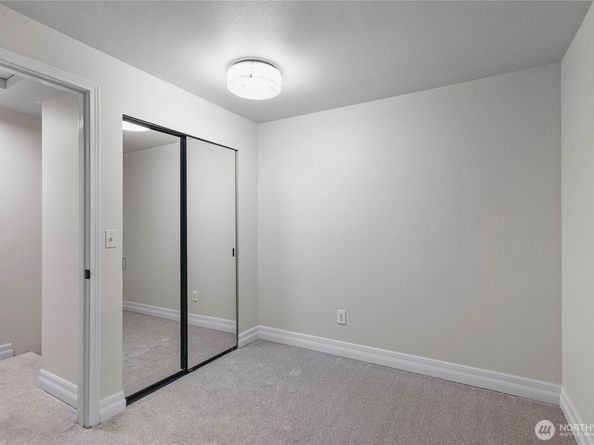 9804 237th Place SW, Edmonds WA 98020