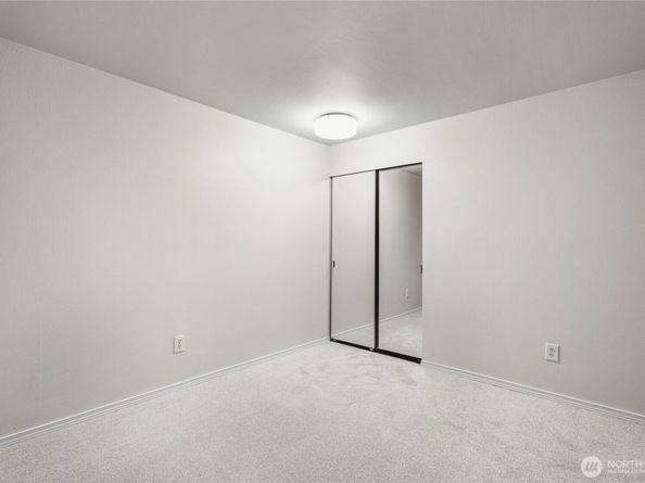9804 237th Place SW, Edmonds WA 98020