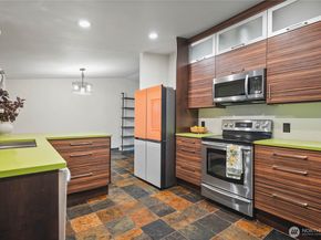 9804 237th Place SW, Edmonds WA 98020