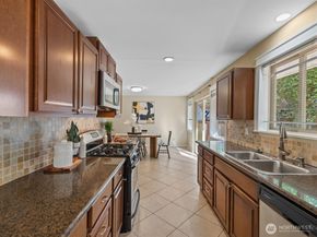 19116 106th Avenue NE, Bothell WA 98011