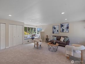 19116 106th Avenue NE, Bothell WA 98011