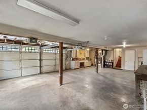 19116 106th Avenue NE, Bothell WA 98011