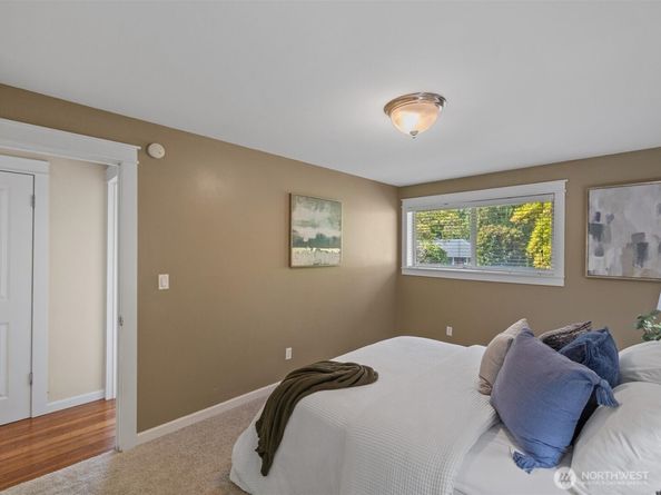 19116 106th Avenue NE, Bothell WA 98011