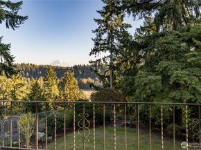 2740 Forest Ridge Drive SE, Auburn WA 98002