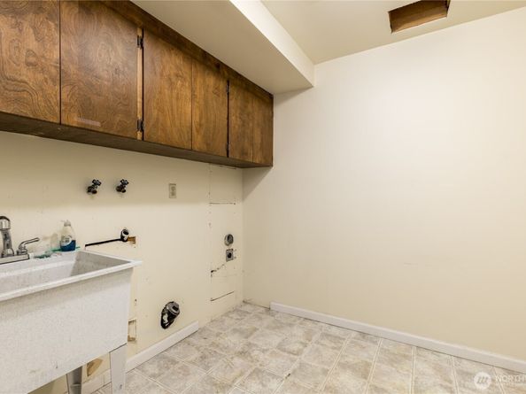 2740 Forest Ridge Drive SE, Auburn WA 98002