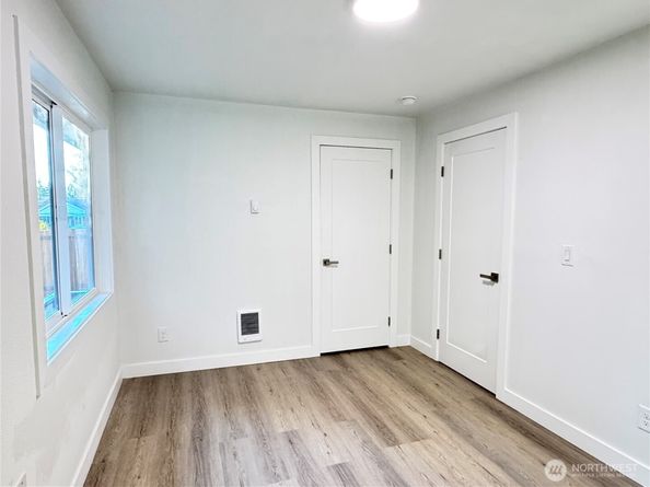 213 Willow Street, Bremerton WA 98310