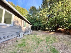 213 Willow Street, Bremerton WA 98310