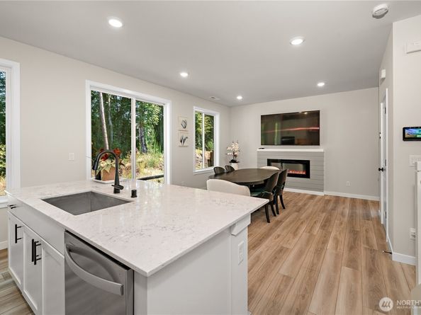 11124 43rd Avenue SE, Everett WA 98208