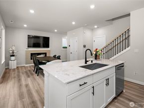 11124 43rd Avenue SE, Everett WA 98208