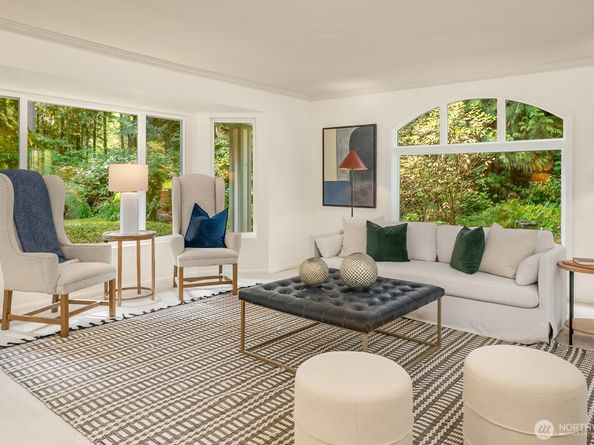 20614 NE 181st Place, Woodinville WA 98077