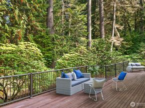 20614 NE 181st Place, Woodinville WA 98077