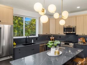 13766 22nd Avenue NE, Seattle WA 98125