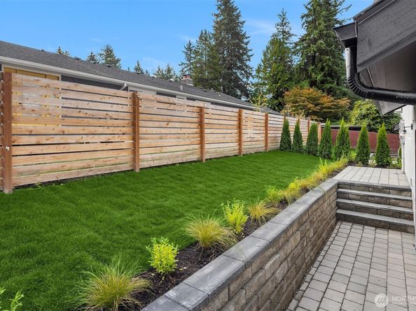 13766 22nd Avenue NE, Seattle WA 98125