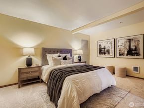 1140 Alki Avenue SW 203, Seattle WA 98116