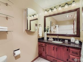 1140 Alki Avenue SW 203, Seattle WA 98116