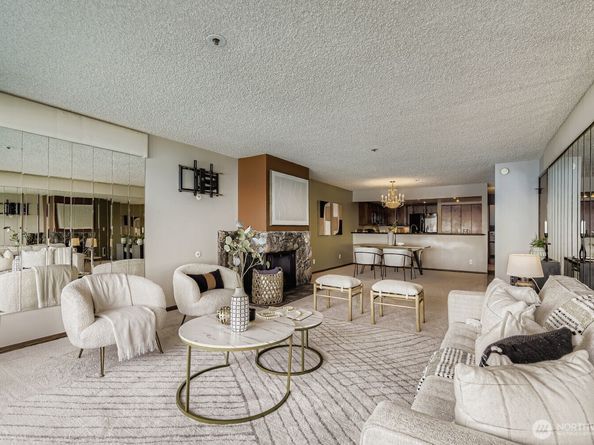 1140 Alki Avenue SW 203, Seattle WA 98116