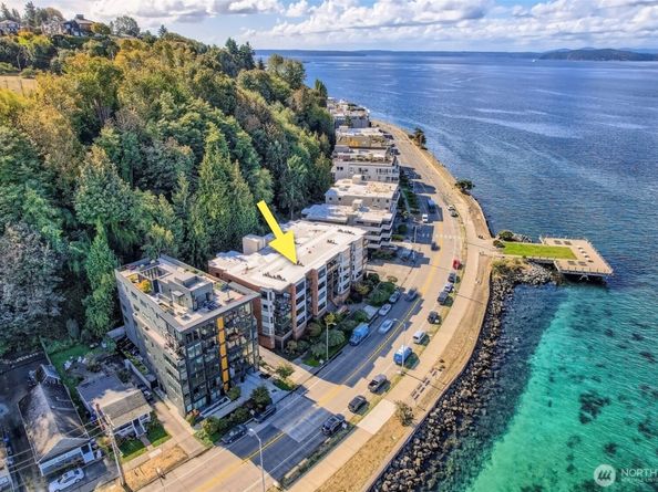 1140 Alki Avenue SW 203, Seattle WA 98116