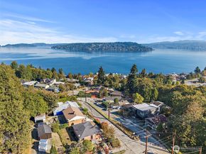 10127 Waters Avenue S, Seattle WA 98178