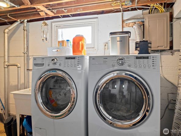 10127 Waters Avenue S, Seattle WA 98178