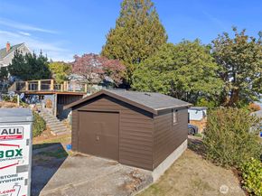 10127 Waters Avenue S, Seattle WA 98178