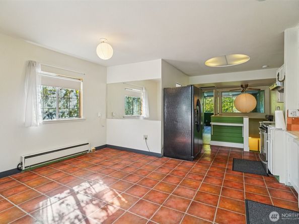 16261 12th Avenue NE, Shoreline WA 98155
