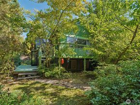 16261 12th Avenue NE, Shoreline WA 98155