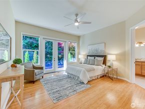 12115 Big Leaf Way NE, Redmond WA 98053