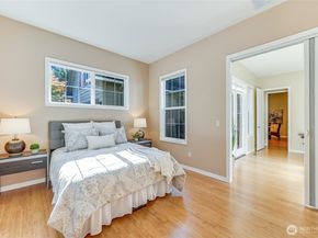 12115 Big Leaf Way NE, Redmond WA 98053
