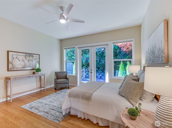 12115 Big Leaf Way NE, Redmond WA 98053