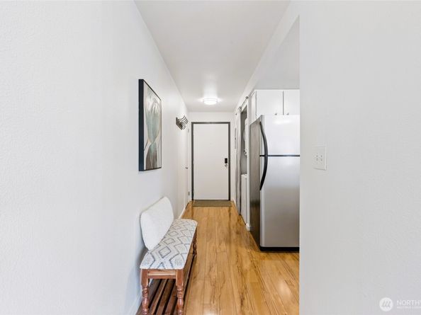 420 Valley Street 304, Seattle WA 98109