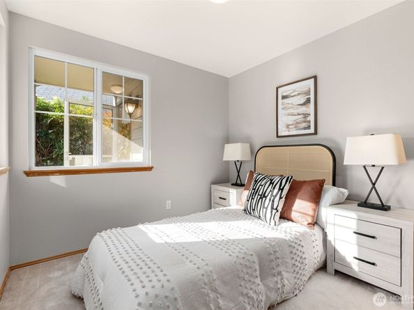 8229 1st Street SE, Lake Stevens WA 98258
