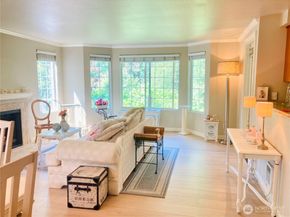 9822 NE 122nd Street U201, Kirkland WA 98034