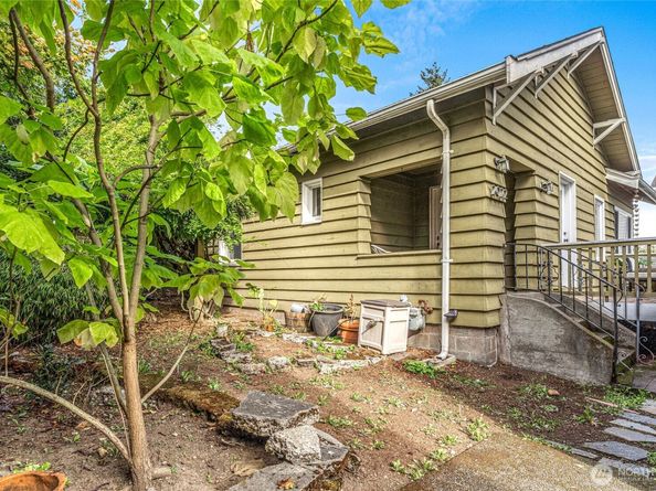 2022 S Norman Street, Seattle WA 98144