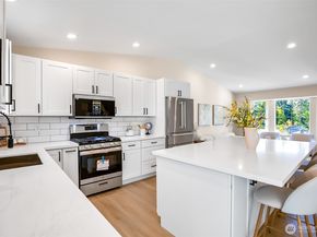 12507 NE 107th Pl, Kirkland WA 98033