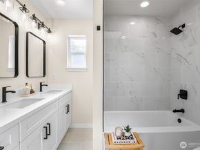 12507 NE 107th Pl, Kirkland WA 98033
